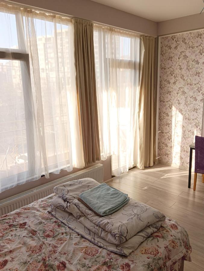 Mary'S Cozy & Lovely Studio On Very Quiet Khosharauli Street Tbilisi Zewnętrze zdjęcie